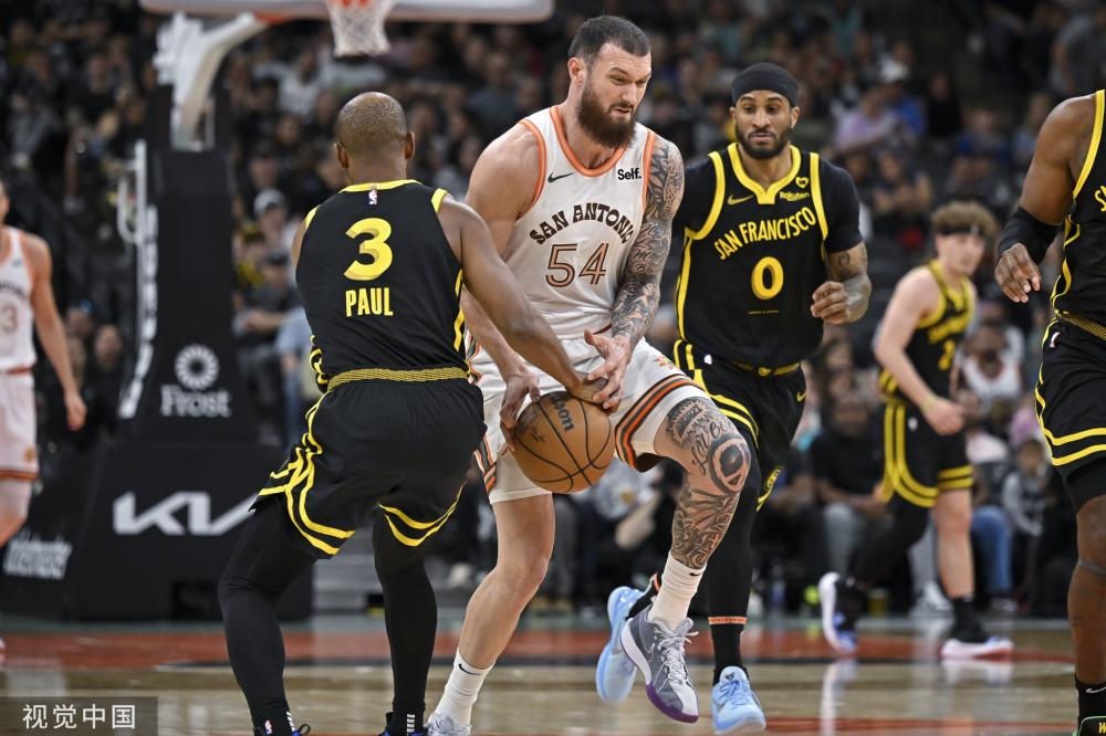 科瓦奇与多 科瓦奇与多